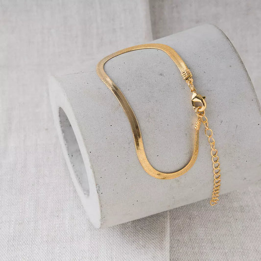 Thin Plain Bracelet - Gold